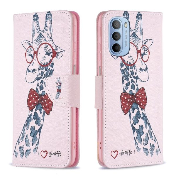 Wonderland Motorola Moto G41   G31 flip case - Giraffe Hot on Sale